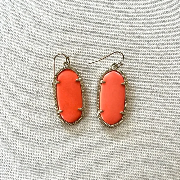 Kendra Scott Elle Drop Earrings - Picture 2 of 2